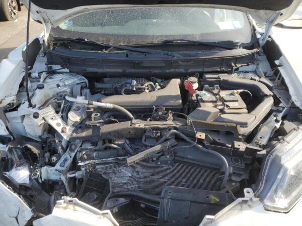 NISSAN ROGUE WHITE - 5N1AT2MV2FC836439