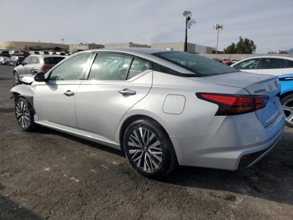NISSAN ALTIMA SILVER - 1N4BL4DV0PN330804