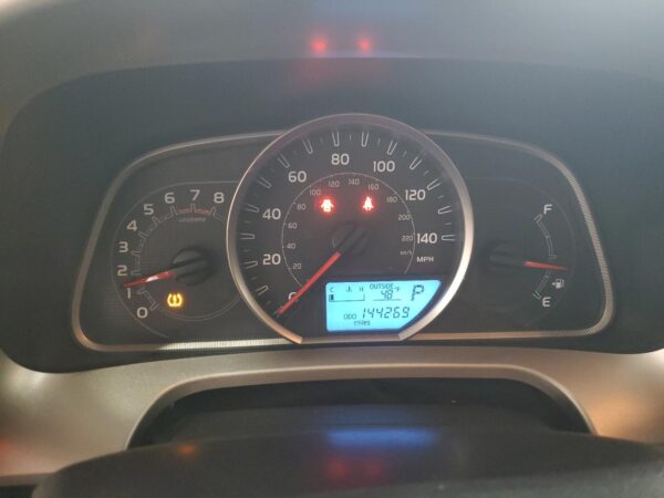 TOYOTA RAV4 WHITE - JTMRFREV4ED091370