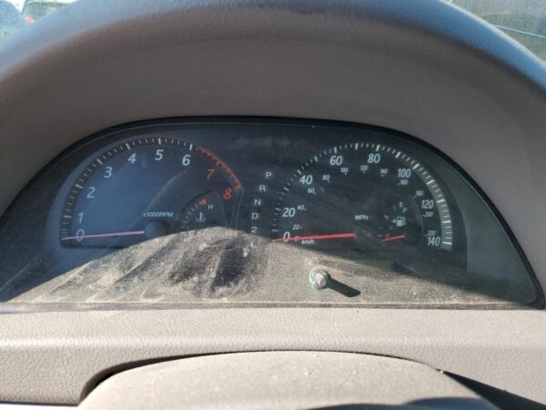 TOYOTA CAMRY BURGUNDY - JTDBF30K520019060