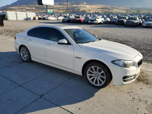 2014 BMW 520d xDrive WHITE - WBA5E7100FGK09587