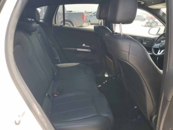 2022 Mercedes-Benz GLA 200 White 2.0L - W1N2477881J376579