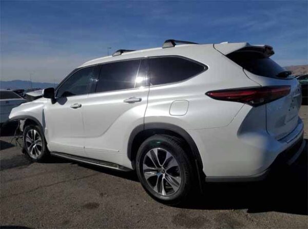 2022 TOYOTA HIGHLANDER White - 5TDLB3CH805086486