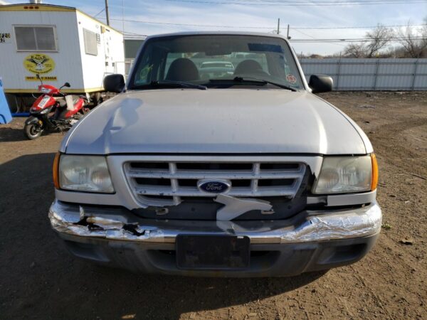 FORD RANGER SILVER - 1FTYR10D63TA35937