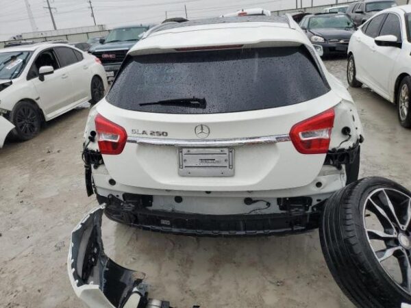 Mercedes-benz GLA 2017 - WDCTG4EB8HJ337574