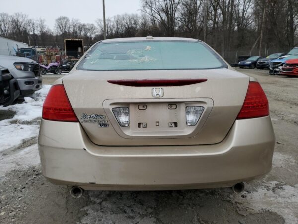 HONDA ACCORD GOLD - 1HGCM66526A010850