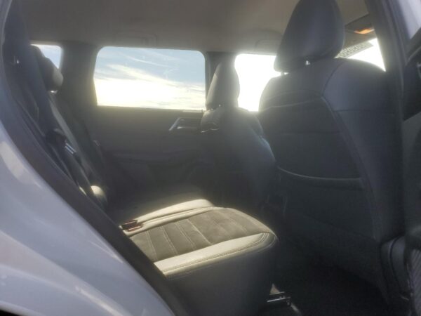 MITSUBISHI OUTLANDER WHITE - JA4J4UA89PZ054384