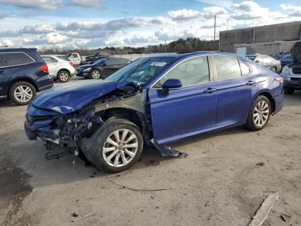 Toyota CAMRY 2018 - 4T1B11HK8JU579455