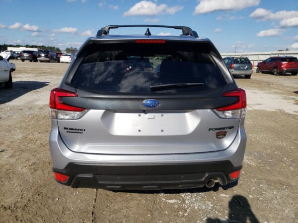 SUBARU FORESTER SILVER - JF2SKAJC5RH519711