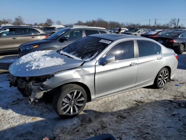 HONDA ACCORD SILVER - 1HGCR2F76DA065164