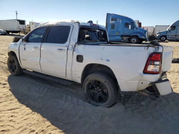 RAM 1500 WHITE - 1C6RREFM1LN179863