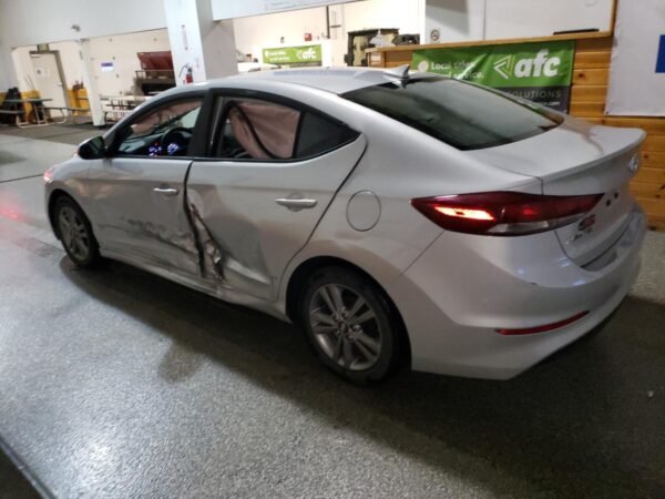 HYUNDAI ELANTRA SILVER - KMHD84LF9HU200621
