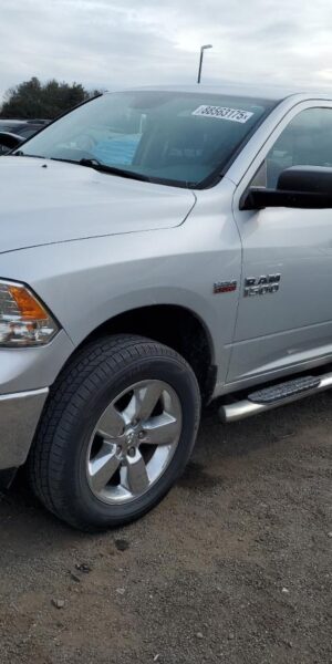 RAM 1500 SILVER - 1C6RR7GTXES299229