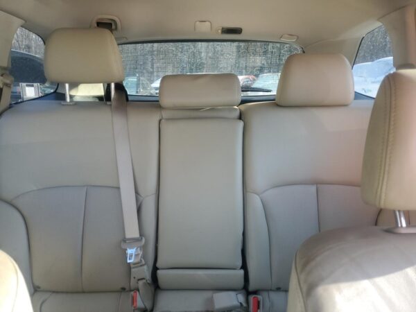 SUBARU OUTBACK WHITE - 4S4BRDJC0B2413229