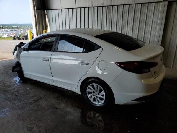 Hyundai Elantra 2019 - 5NPD74LF9KH494238