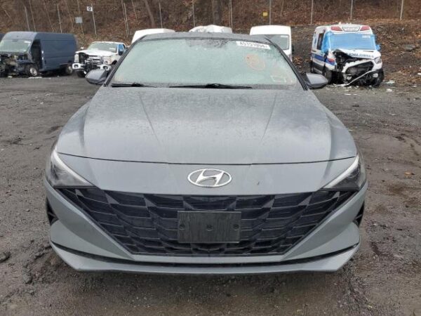 Hyundai Elantra 2022 - KMHLL4AG9NU255491