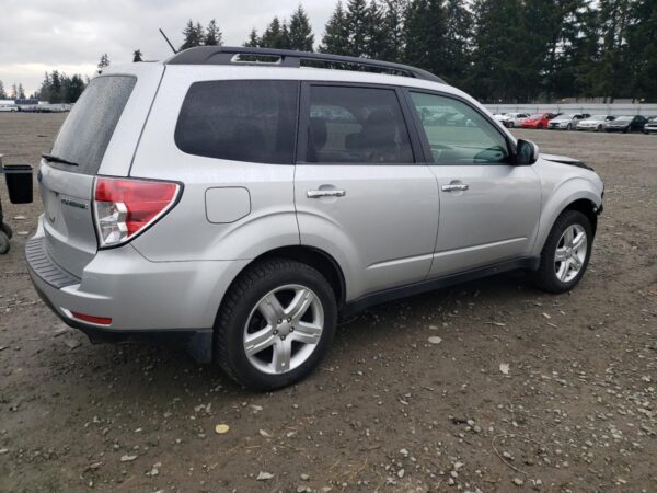 SUBARU FORESTER SILVER - JF2SH64689H776069