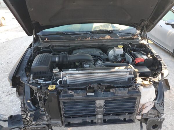 RAM 1500 BLACK - 1C6SRFLT8LN360753