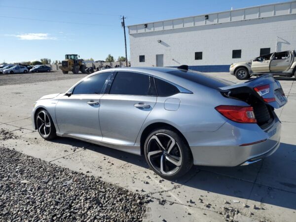 HONDA ACCORD SILVER - 1HGCV3F20NA046522