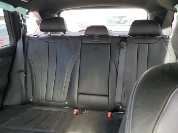 BMW X5 GRAY - 5UXKR0C57JL070387