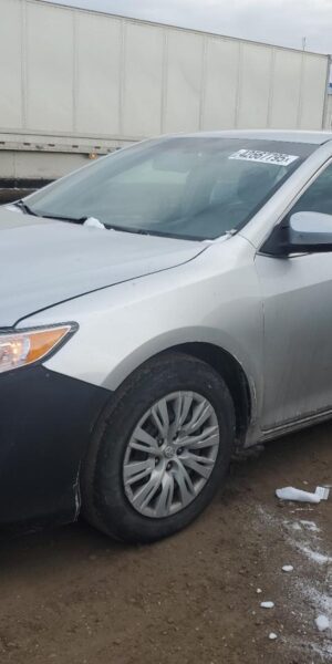 TOYOTA CAMRY SILVER - 4T4BF1FK7CR178220