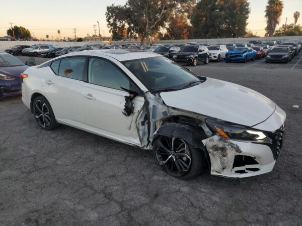 NISSAN ALTIMA WHITE - 1N4BL4CW7RN404720
