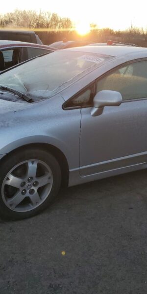 HONDA CIVIC SILVER - 1HGFA16516L028804