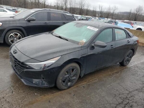 Hyundai Elantra 2022 - KMHLM4AJ0NU031972