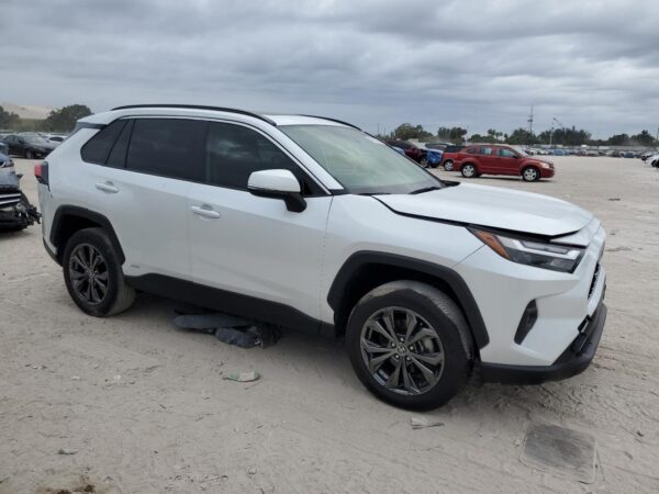 TOYOTA RAV4 WHITE - JTMB6RFV6PD091843