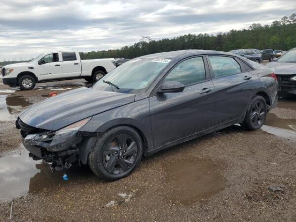 Hyundai Elantra 2021 - 5NPLM4AG7MH052075