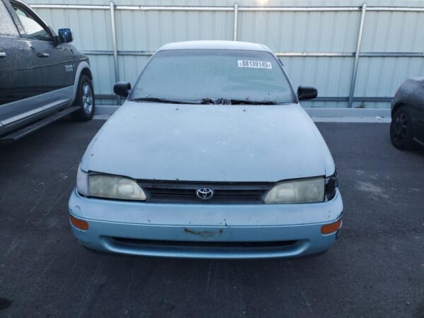 TOYOTA COROLLA BLUE - 1NXAE04B5SZ264887
