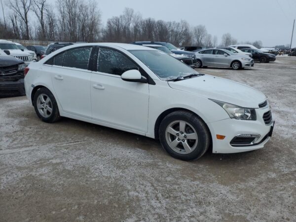 CHEVROLET CRUZE WHITE - 1G1PC5SB5F7207221