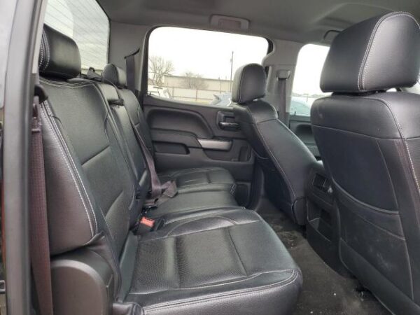 Chevrolet 1500 2017 - 3GCUKREC9HG103055