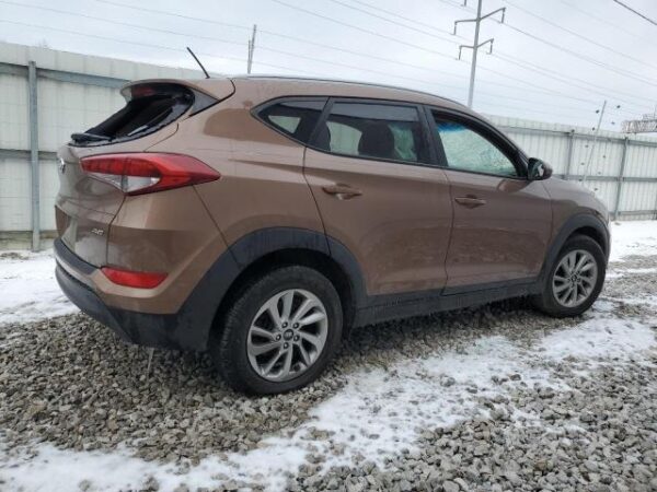Hyundai Tucson 2016 - KM8J3CA47GU139278