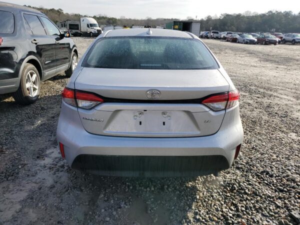 TOYOTA COROLLA SILVER - 5YFB4MDE0RP181243