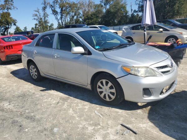 TOYOTA COROLLA SILVER - 2T1BU4EE9CC912564
