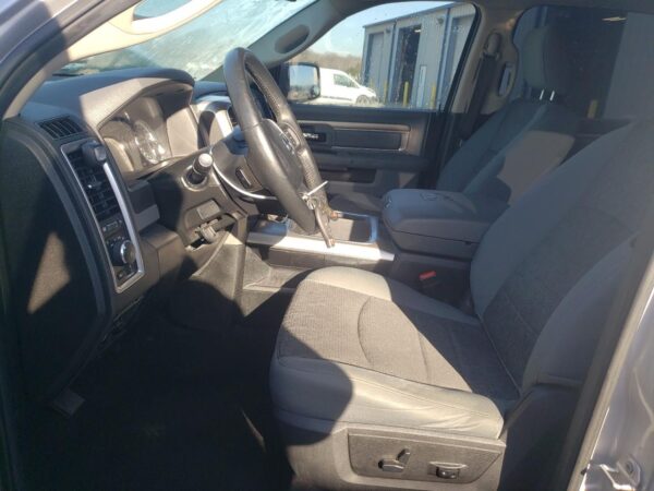 RAM 1500 SILVER - 1C6RR7LM7JS354714