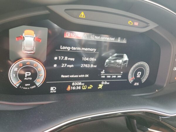 AUDI Q8 BLACK - WA1AVBF1XPD020187