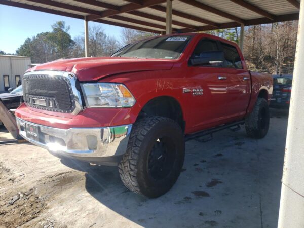 RAM 1500 RED - 3C6RR7LT7GG163902