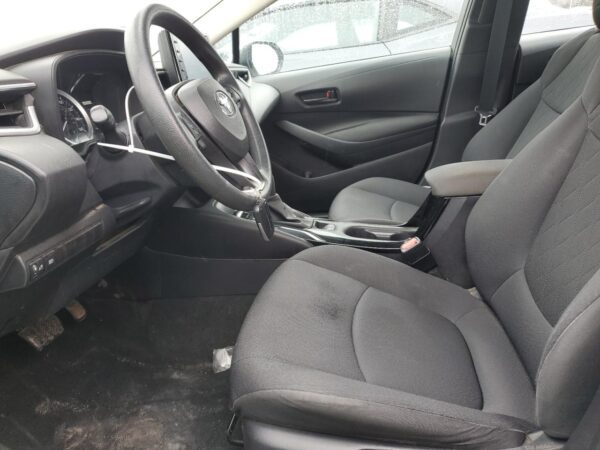 TOYOTA COROLLA WHITE - 5YFVPMAE1NP365531