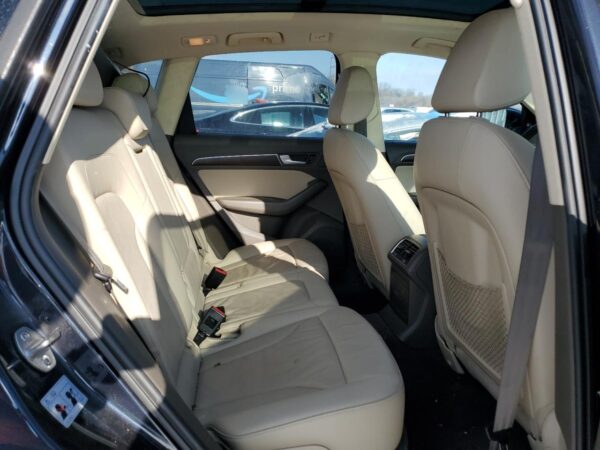 AUDI Q5 GRAY - WA1LFAFP1EA108015