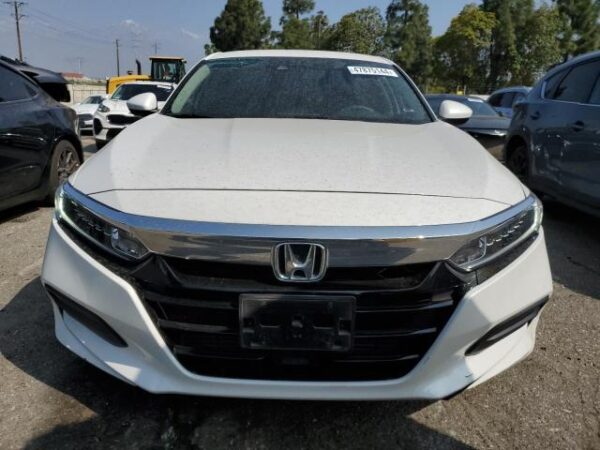 Honda Accord 2018 - 1HGCV1F17JA260414