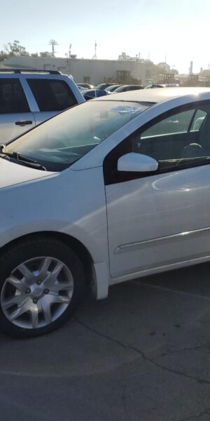 NISSAN SENTRA WHITE - 3N1AB6AP1AL633479