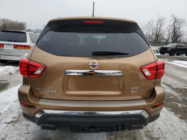 NISSAN PATHFINDER GOLD - 5N1DR2MM4HC605290