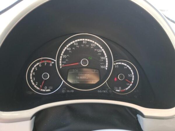 Volkswagen BEETLE 2015 - 3VW517AT5FM810179