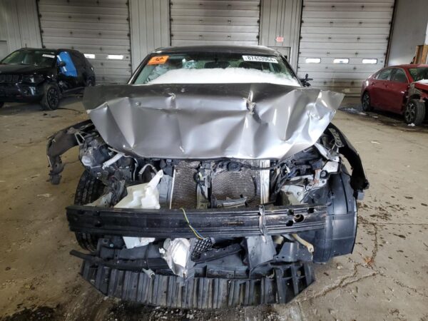 NISSAN SENTRA SILVER - 3N1AB7AP2HY264294