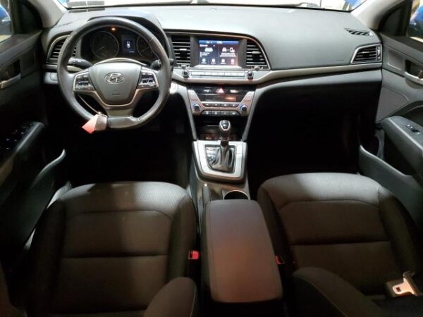 Hyundai Elantra 2017 - KMHD84LF9HU388508
