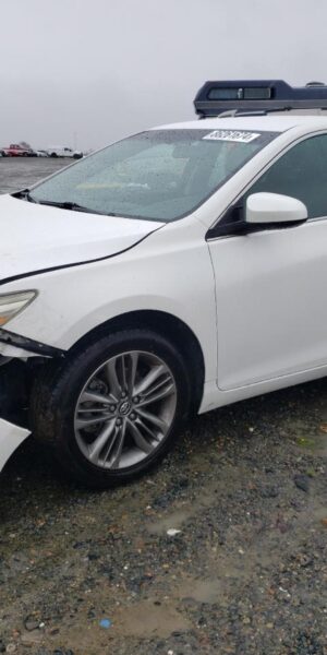 TOYOTA CAMRY WHITE - 4T1BF1FK4HU279149
