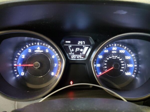 HYUNDAI ELANTRA SILVER - 5NPDH4AEXFH559336