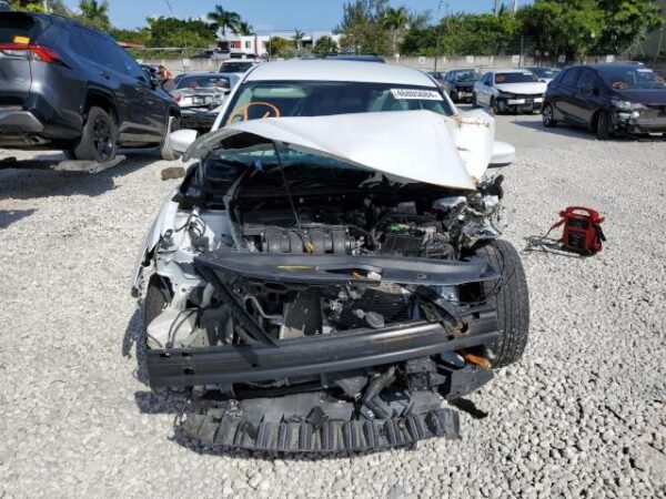 Nissan SENTRA 2019 - 3N1AB7AP2KY283385